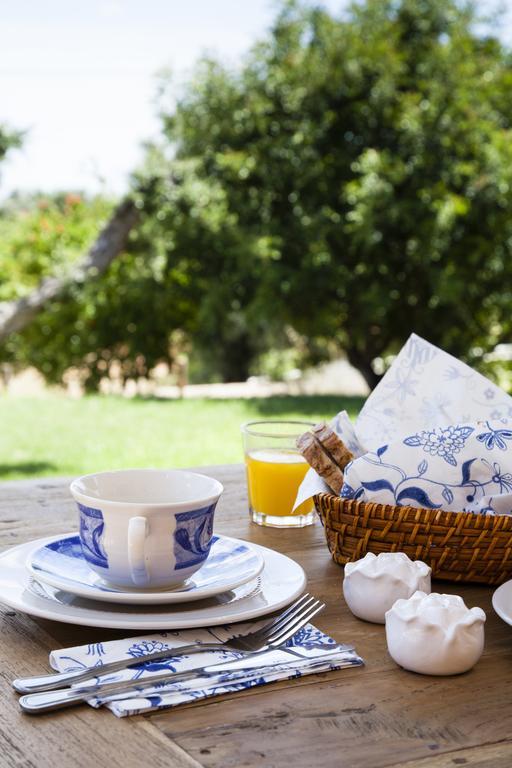 Quinta Rosa Amarela Bed and Breakfast Boliqueime Δωμάτιο φωτογραφία