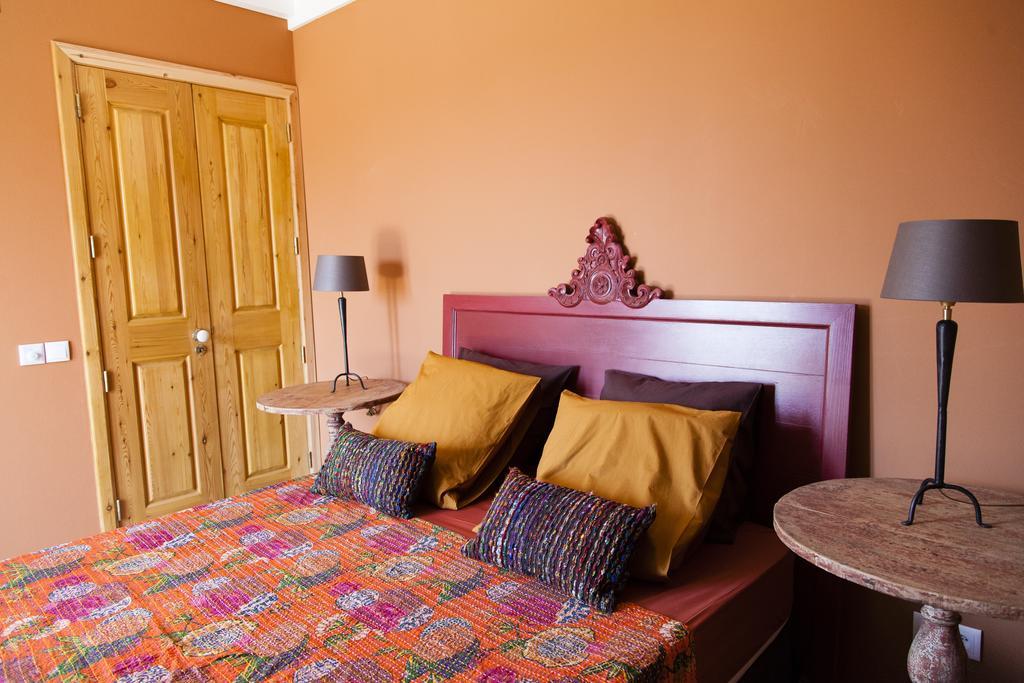 Quinta Rosa Amarela Bed and Breakfast Boliqueime Δωμάτιο φωτογραφία